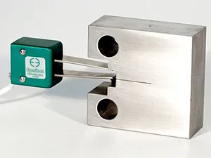 Máquina de ensaio de fadiga eletrodinâmica