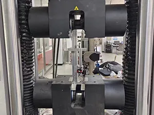 Garras hidráulicas de ação lateral